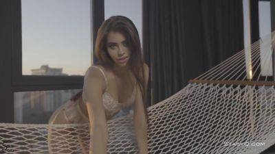 489 - Idaq - hotmovs.com