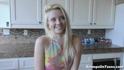 Riley Star - Riley - Riley Star taking dick in doggystyle sex scene - txxx.com