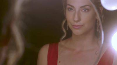 hubby says no, but curious shona wants to swing - txxx.com