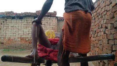 Husband Ne Barsat Ki Mausam Mein Wife Ki Jamke Chudai Ki - hclips.com