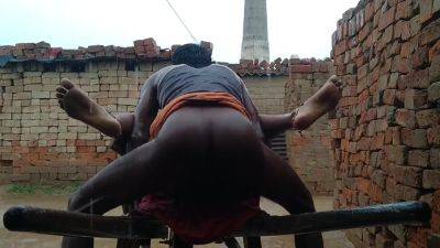 Husband Ne Barsat Ki Mausam Mein Wife Ki Jamke Chudai Ki - hclips.com