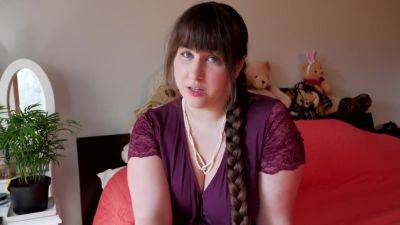 Mommy Mends A Friendship - hclips.com