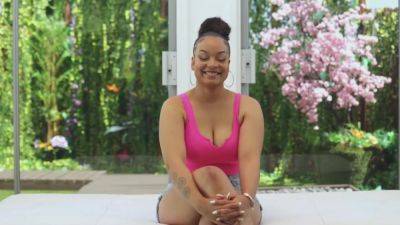 Sarah Liyah - hotmovs.com