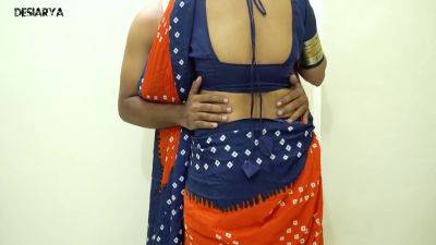 Desi Bhabhi Ke Chut Ki Pyass Buja Di - hclips.com - India