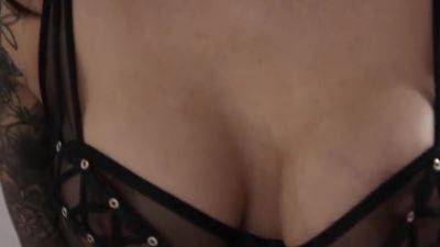 Haley Wilde - Di Marco And Haley Wilde In Cougar Bdsm 6 - Scene 1 - upornia.com