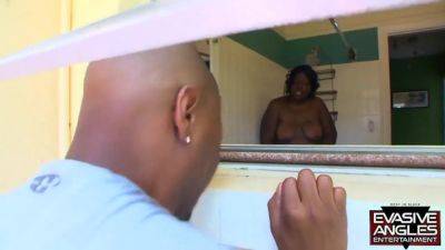 Mizz Motels 2 - upornia.com