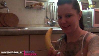 Amateur Bitch Spoils Herself With A Banana - hclips.com - Germany