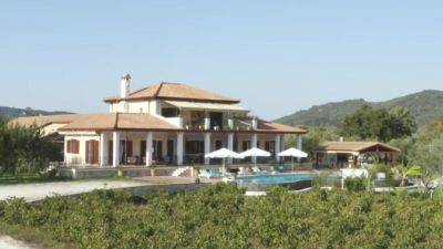 anal crazy brunette seduces her husband's friend - txxx.com