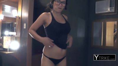 Flawless Asian Got A Fat Boner Throbbing Inside - videomanysex.com