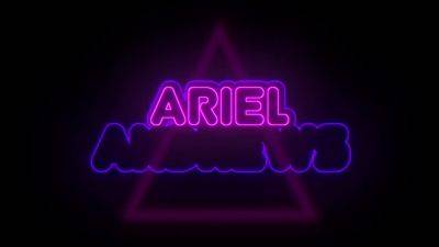 Piper Fawn And Ariel Andrews In Jiggletron 5000 Pt. V - hclips.com