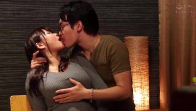 06668 Picking up married women - hclips.com - Japan