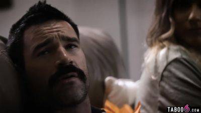 Uncle - Bad Uncle Fucks A Young Teen Pussy After They Went On A - videomanysex.com