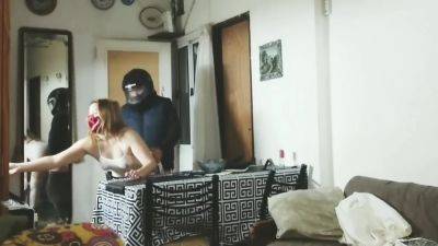 Challenge Delivery Pizza Sexy Naked Girl Fucks Delivery Man - voyeurhit.com