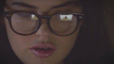 hot wife keisha grey enjoys threesome - upornia.com