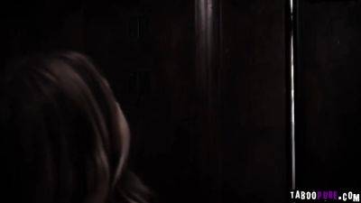 Seth Terribly Missed His Stepsis Quinn - videomanysex.com