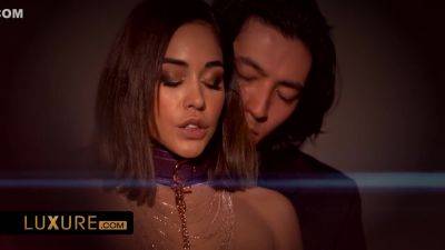 Bdsm Session Under The Watch Of A Few Friends - hotmovs.com - France