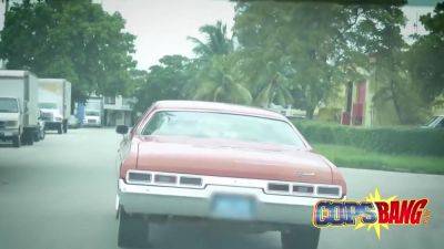 Hot Milfs Amazed By That Huge Ghetto Rod - hclips.com