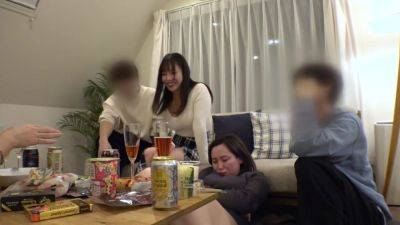 素人ネムラセ！！何しても起きない酩酊状態の素人を思うがままにハメまくる！！ 1 - txxx.com - Japan