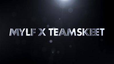 Fucking Video with Hot Mom - MYLF - hotmovs.com