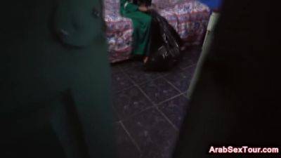 Arab Girl Drilled By Horny Stranger - hclips.com