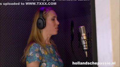 Joy Latoyas Keeltje Wordt Gesmeerd - hotmovs.com