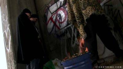 Crazy Sex Video Outdoor Like In Your Dreams - upornia.com