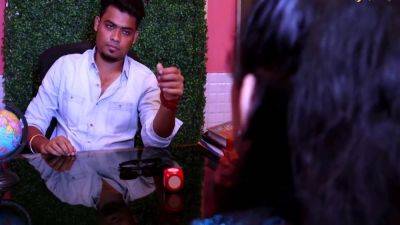 Producer Took Full Advantage Of The Hot Actress - hclips.com