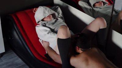 I Entice My Roommate To Give Me His Cock - videomanysex.com