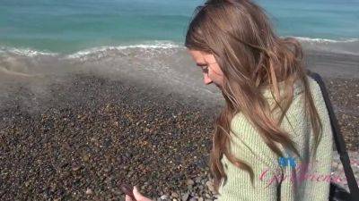 Macy Meadows - Jolla 4 - upornia.com