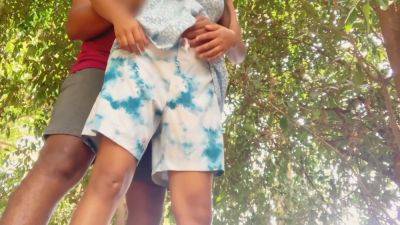 Desi Girl Ko Jangle Me Lejakr Mangl Kiya Tang Utha Kr Chudai Ki - desi-porntube.com