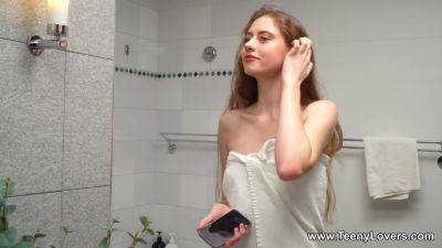 She Didnt Know It Feels So Good - videooxxx.com