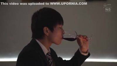 At Night In Ssis-951 In A Hotel, Alone With My Female Bos - upornia.com