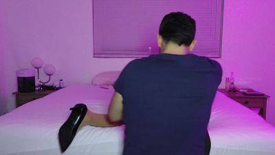 Muffin Plays With Bambi - hclips.com