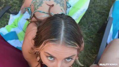 Wet And Wild Squirt Fight Outdoor 3some Sex - videomanysex.com