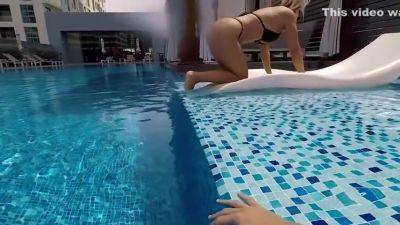 Chokobanana - This Slut Invited Me In Her Room! - hotmovs.com