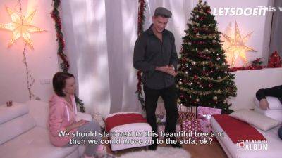 Rebeka Black - Rebeka Black, Rebeca Black And Thomas J In Receives Christmas Present - upornia.com