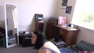 Satre - Brunette Solo - veryfreeporn.com