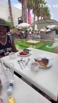 Old Couple Dgaf - voyeurhit.com