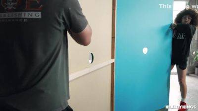 Evelyn Payne In Gloryhole Blowjobs Porn Scene - upornia.com