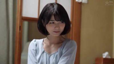 09910,A bitch is fully exposed during sex! - txxx.com