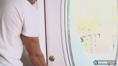 Welcome To The Neighborhood - hotmovs.com