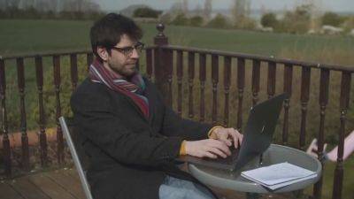 Straight Man Porn - Just Roll With It - hotmovs.com