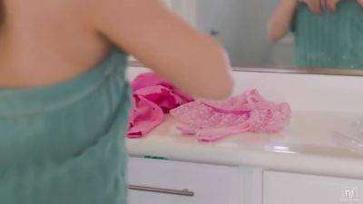 Horny Stepsister - Leana Lovings - hotmovs.com