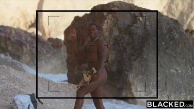 Sexy Sight-seer Mary Has Bbc Filled Vacation - upornia.com