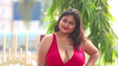 Stupendous Megha -- Western Dress - desi-porntube.com