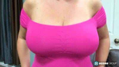 Slo-Mo Tits - hotmovs.com