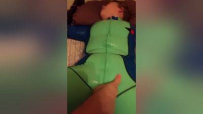 Slut Being Felt Up - hclips.com