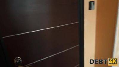 Web Of Sex With Cortney Weiss - hotmovs.com