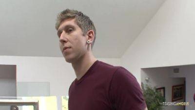 Finding The Brunette Trying To Steal Leads To A Severe Disciplinary Session Which Includes Banging - upornia.com