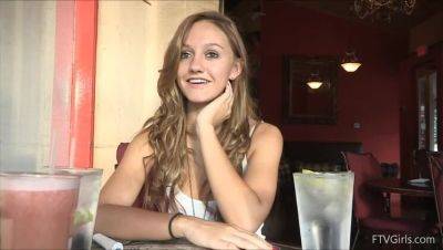 Fetish Fiesta: A Summer of Solo Female Pleasure - veryfreeporn.com